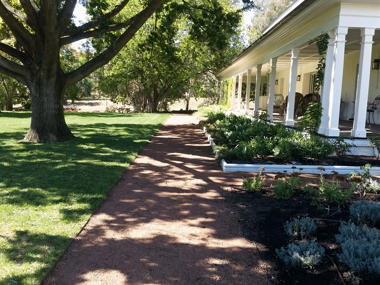 Ongoing maintanence to keep your garden looking fresh